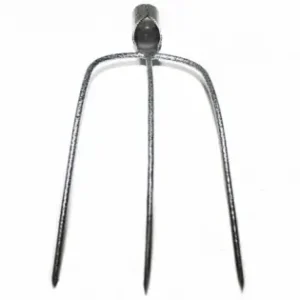 Furca cu 3 coarne din metal Ieftin