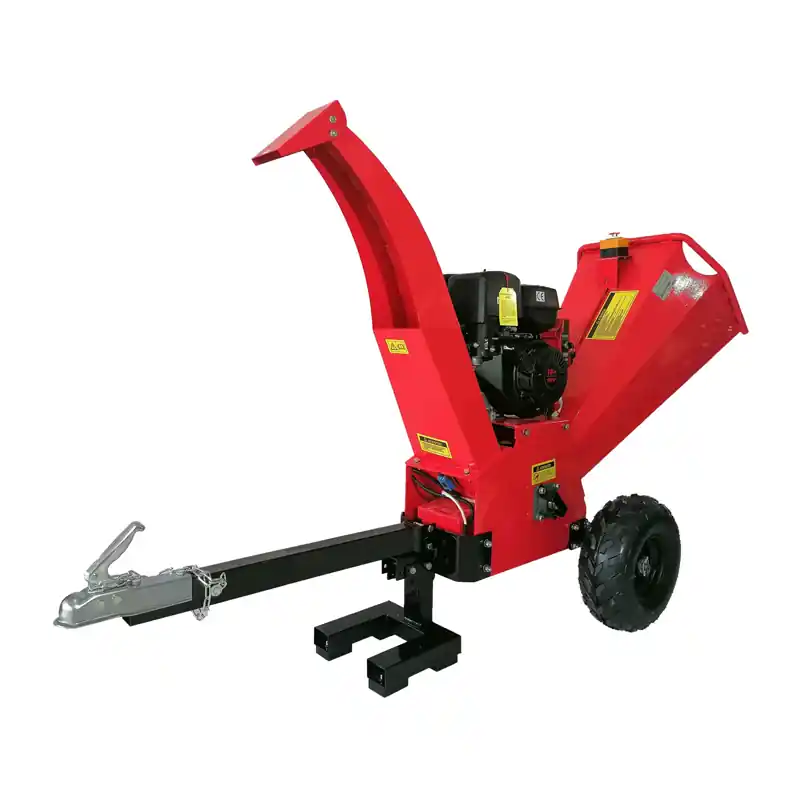 Tocator de crengi pe benzina, TC 15- 120, evacuare in spate, 15 CP, grosime maxima crengi 120 mm, 175 kg Breckner Germany Ofertă specială
